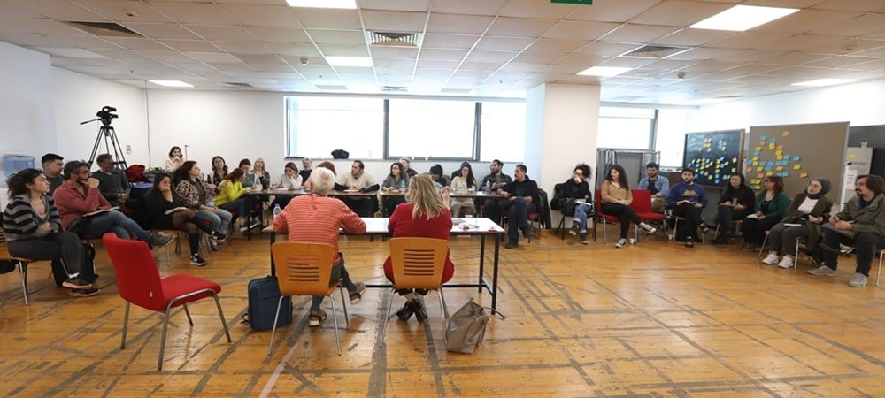 Şehir Tiyatroları Çağdaş Gösteri Sanatları Merkezi (ÇGSM), Yeni Bir Oyun Yazımı Atölyesi Düzenliyor