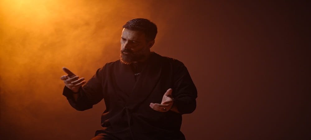 AŞKIN VE KARANLIĞIN HİKÂYESİ
