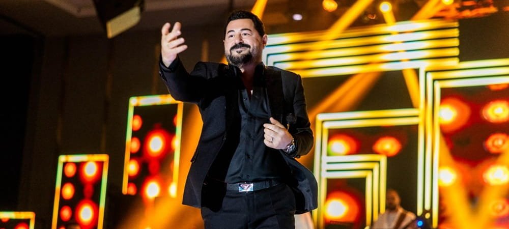 SERKAN KAYA’DAN KIBRIS’TA DUYGU DOLU GECE! 